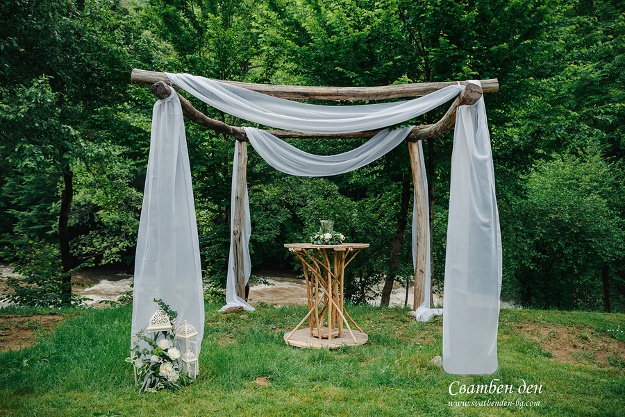 FOREST RESIDENCE
  WEDDING Bedouin